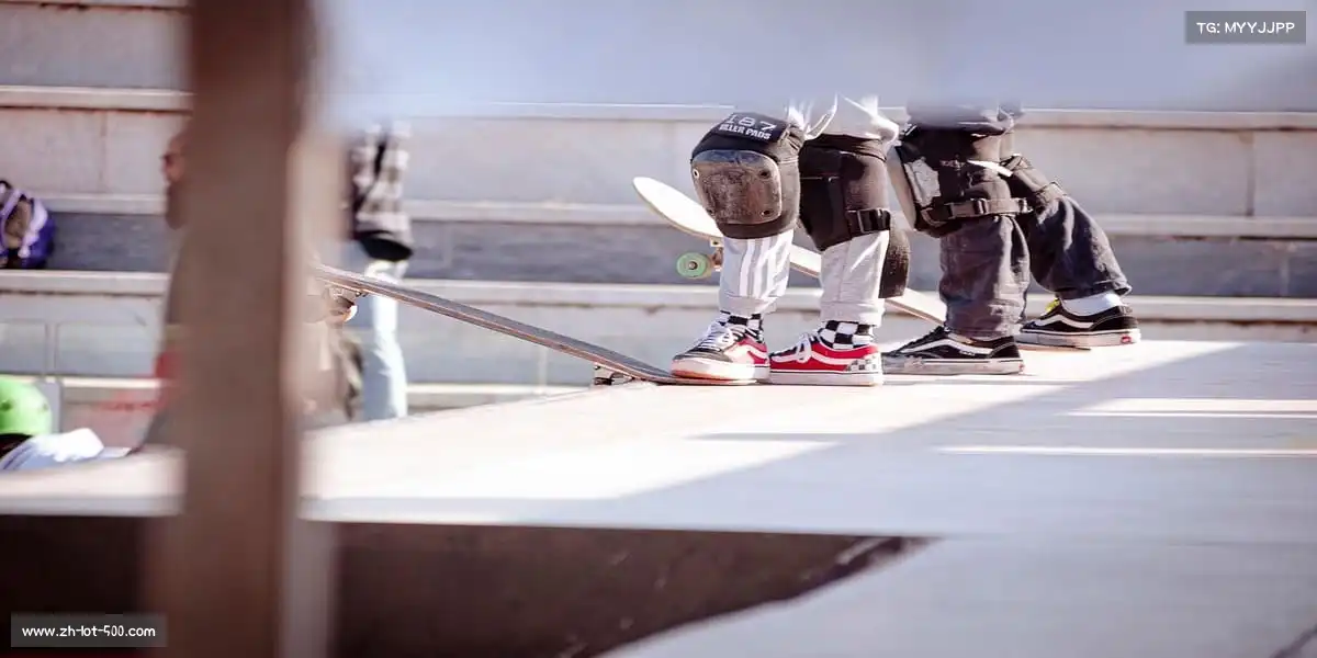 500万彩票网——🏊‍♂️🌀 蹬壁转身，激流回旋！